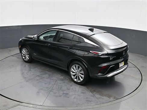 Certified 2024 Buick Envista Avenir image 19