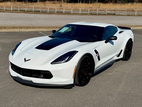 Used 2019 Chevrolet Corvette Grand Sport w/ Battery Protection Package image 2