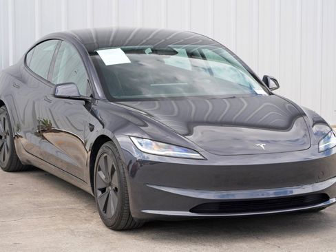 Used 2024 Tesla Model 3 Long Range image 58