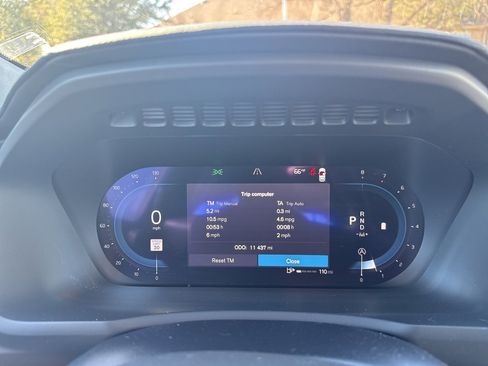 Certified 2023 Volvo XC60 B5 Plus w/ Protection Package Premier image 24