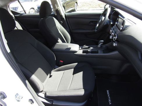 Used 2024 Nissan Sentra S image 26