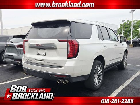 Used 2024 GMC Yukon Denali w/ Advanced Technology Package AWD/4WD image 2