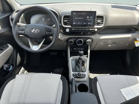 New 2026 Hyundai Venue SEL FWD image 17