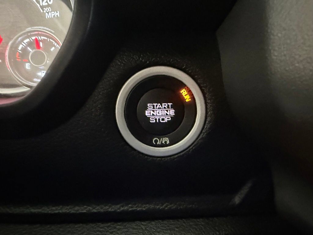 Used 2021 RAM 1500 Big Horn AWD/4WD image 47