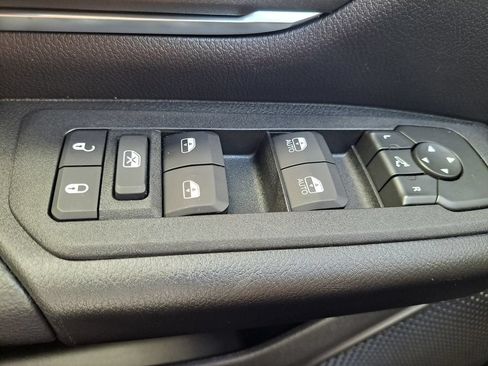 New 2026 RAM 1500 4x4 Crew Cab image 20
