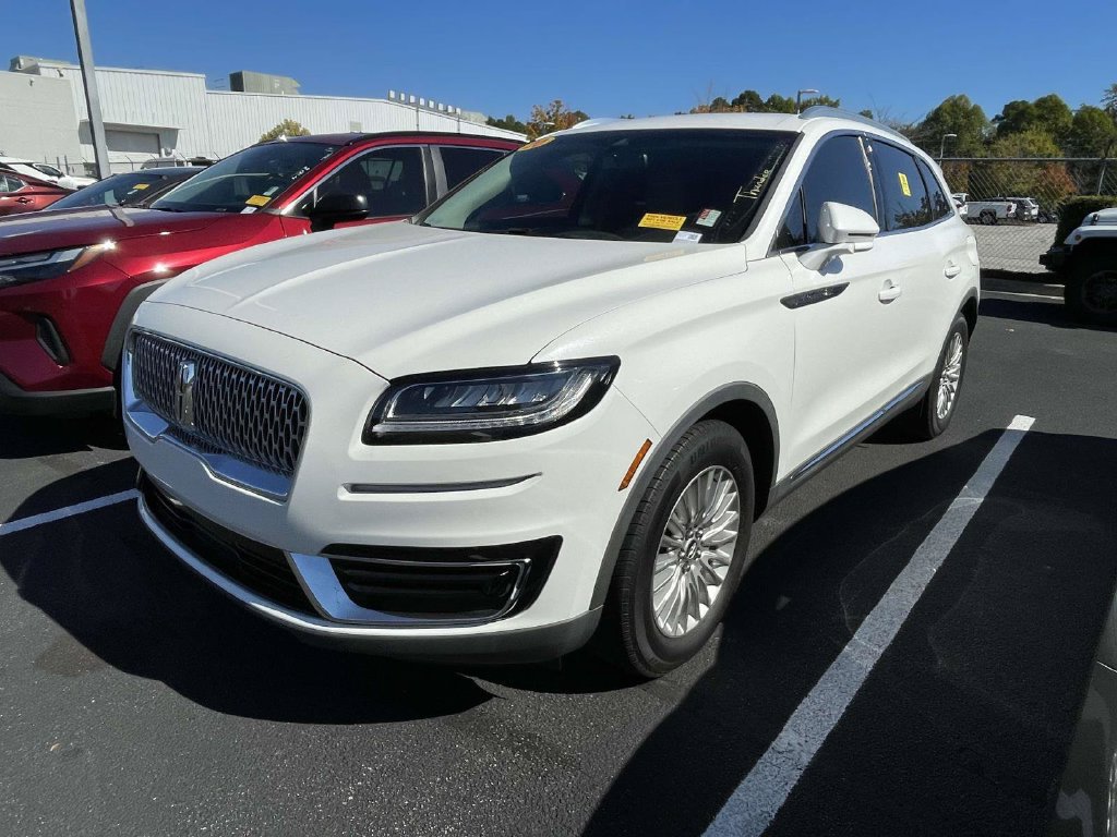Used 2020 Lincoln Nautilus FWD image 4