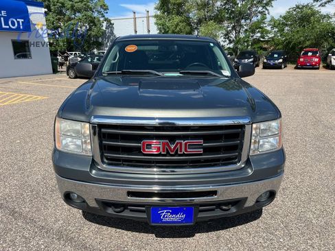 Used 2011 GMC Sierra 1500 SLE w/ Power Tech Package AWD/4WD image 9
