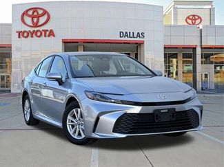 Used 2025 Toyota Camry LE video 1