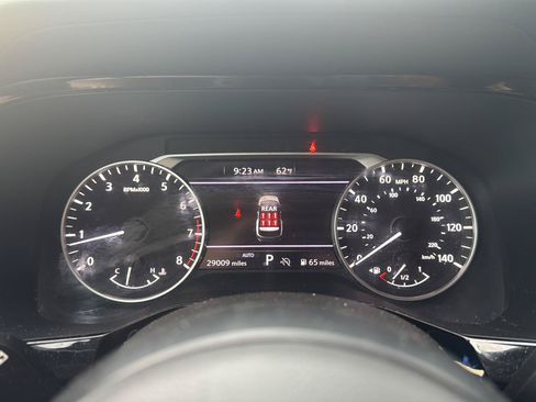 Used 2024 Nissan Pathfinder SV w/ Lighting Package (N92) AWD/4WD image 14