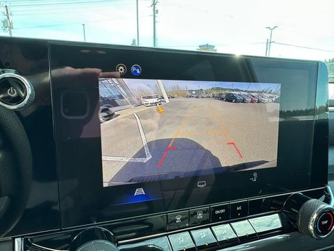 Used 2026 Chevrolet Colorado W/T image 16