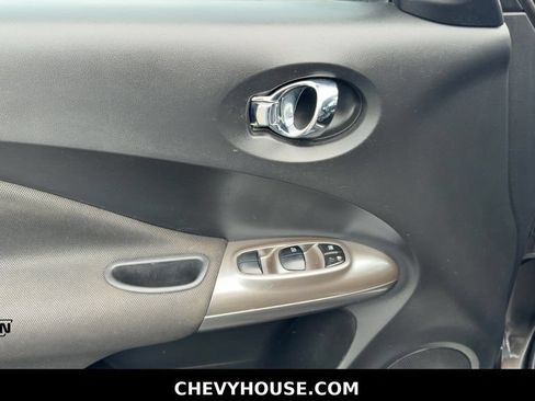 Used 2013 Nissan Juke SL FWD image 7