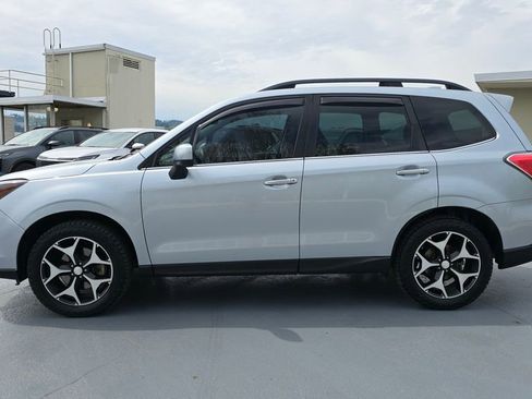 Used 2018 Subaru Forester 2.0XT Premium AWD/4WD image 6