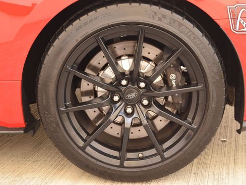 Used 2017 Ford Mustang Shelby GT350 image 35