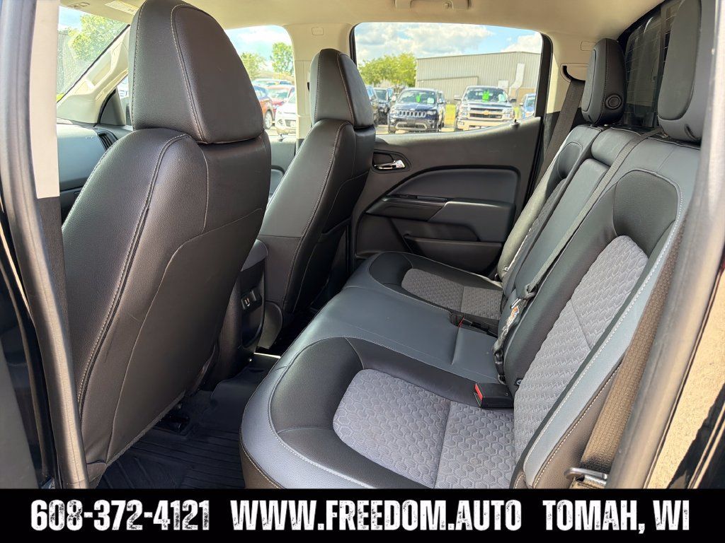 Used 2021 Chevrolet Colorado Z71 w/ Z71 Midnight Edition AWD/4WD image 20