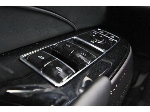 New 2026 Cadillac Lyriq Luxury RWD image 15