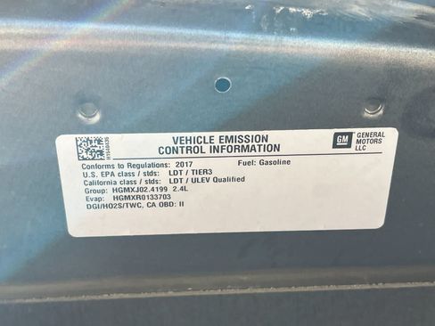 Used 2017 Chevrolet Equinox LS FWD image 28