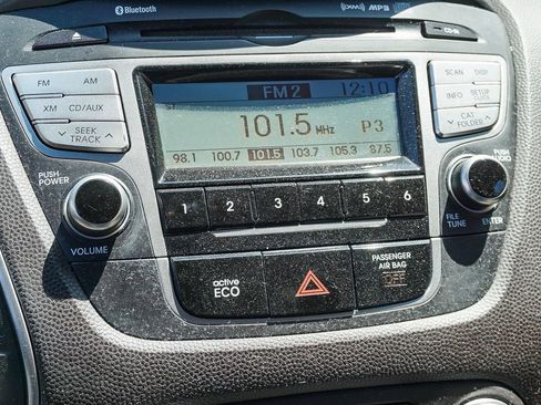 Used 2012 Hyundai Tucson GLS image 24