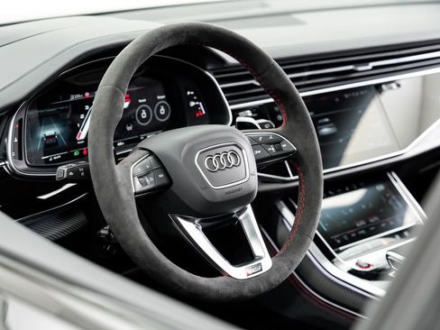 New 2026 Audi RS Q8 performance image 10