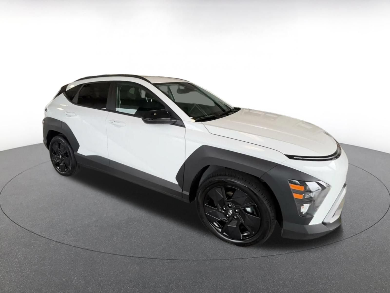 Used 2026 Hyundai Kona SEL Sport FWD image 2