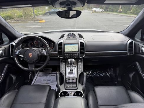 Used 2013 Porsche Cayenne Turbo AWD/4WD image 13