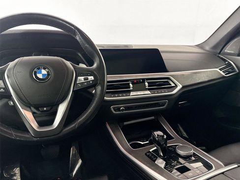Used 2020 BMW X5 xDrive50i w/ Executive Package image 35