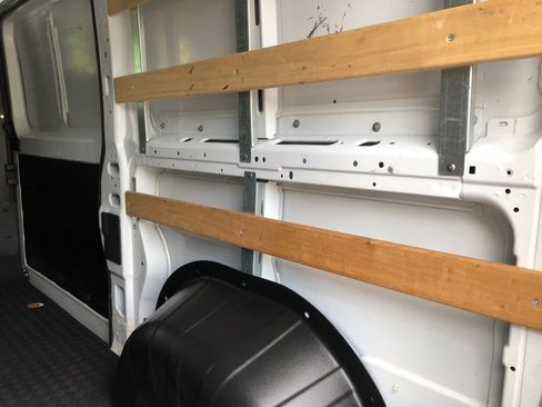 Used 2025 RAM ProMaster 2500 w/ U-Haul Equipment Group FWD image 22