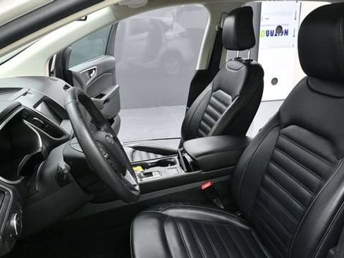 Used 2020 Ford Edge SEL w/ Convenience Package AWD/4WD image 13
