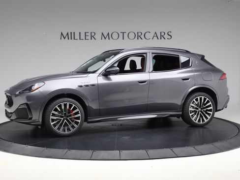 New 2025 Maserati Grecale Trofeo image 2