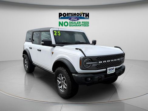 Used 2025 Ford Bronco Badlands AWD/4WD image 22