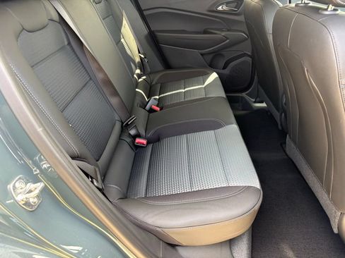 New 2026 Chevrolet Trax LT w/ LT Convenience Package FWD image 31