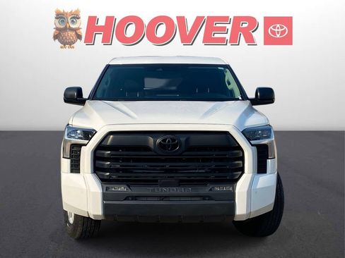 Used 2023 Toyota Tundra SR5 w/ SR5 Premium Package RWD image 8