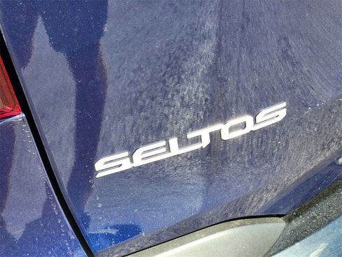 New 2026 Kia Seltos EX w/ EX Sunroof Package image 8