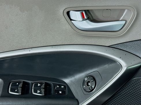 Used 2017 Hyundai Santa Fe Sport image 22