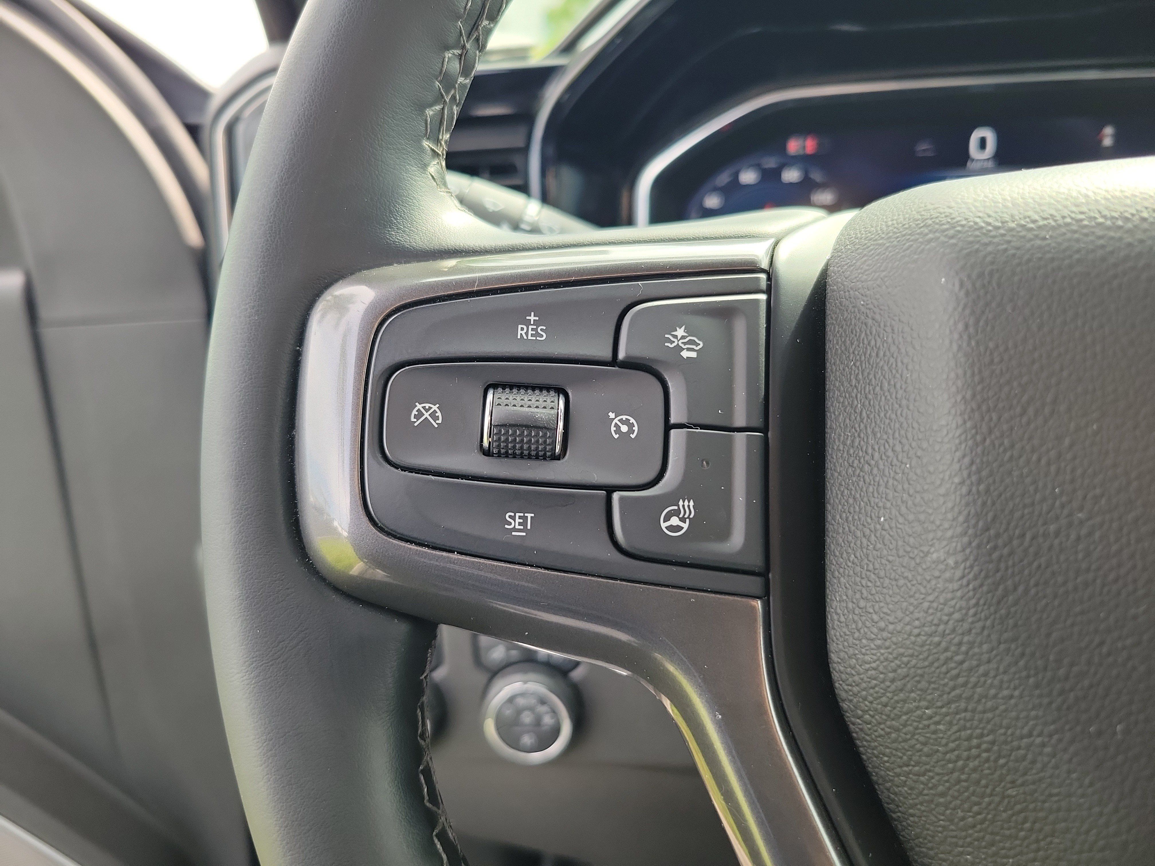 Used 2025 Chevrolet Silverado 2500 High Country w/ High Country Premium Package AWD/4WD image 21