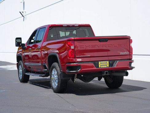 Used 2024 Chevrolet Silverado 3500 High Country w/ High Country Premium Package AWD/4WD image 5