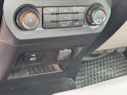 Used 2020 Ford F150 XL w/ Equipment Group 101A Mid image 26