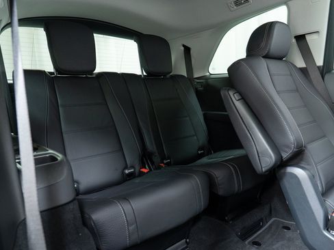 New 2026 Mercedes-Benz GLS 450 4MATIC image 25