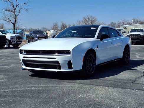 New 2026 Dodge Charger Scat Pack w/ Blacktop Package image 2