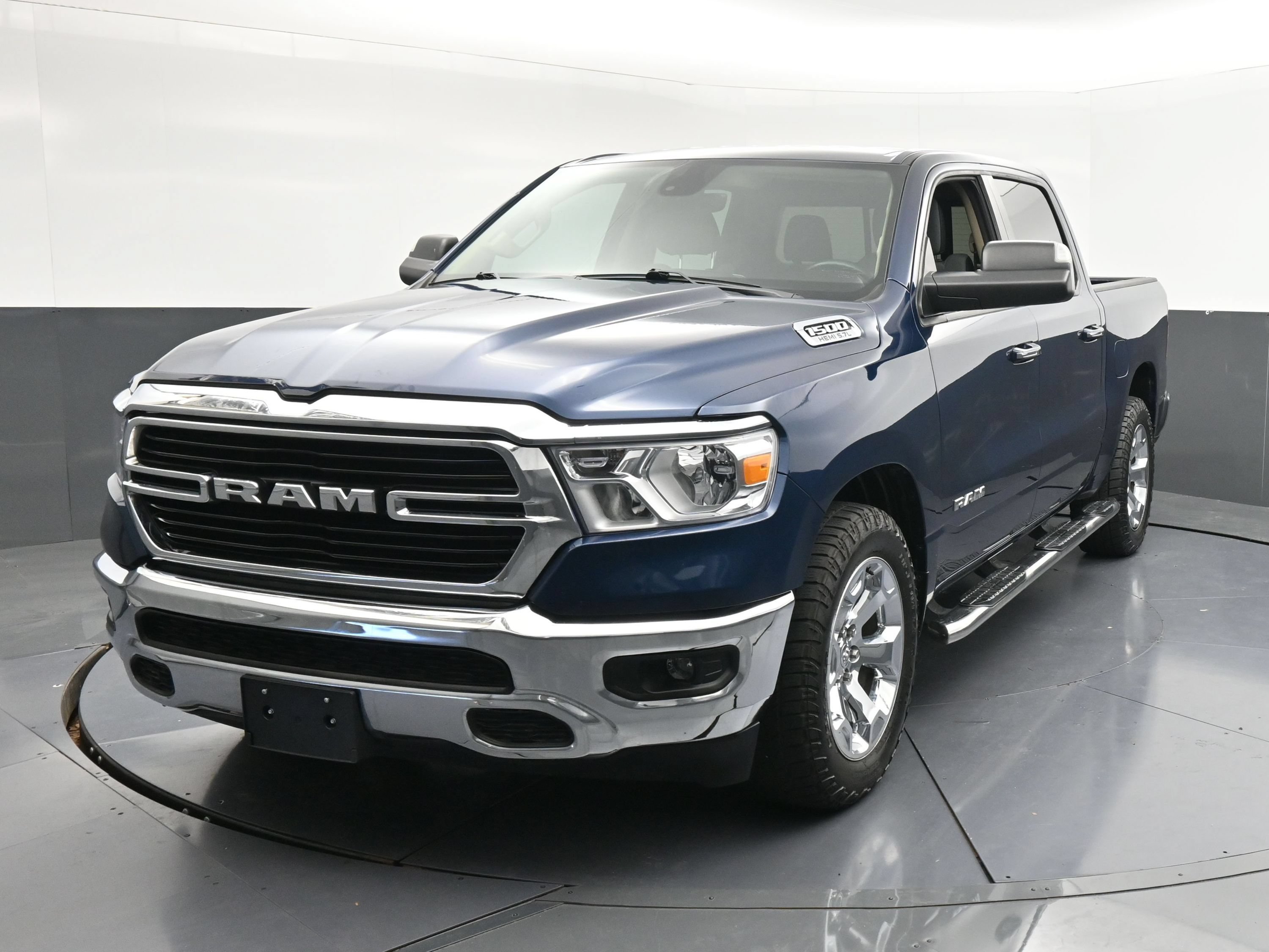 Used 2020 RAM 1500 Lone Star RWD image 4