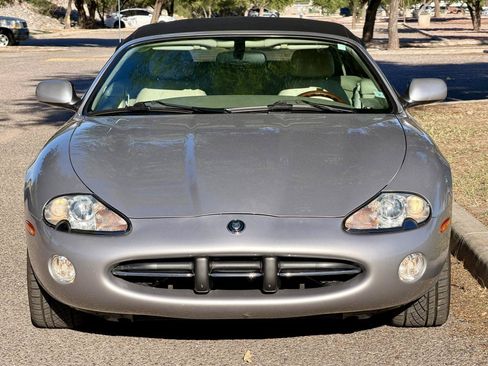 Used 2001 Jaguar XK8 Convertible RWD image 16