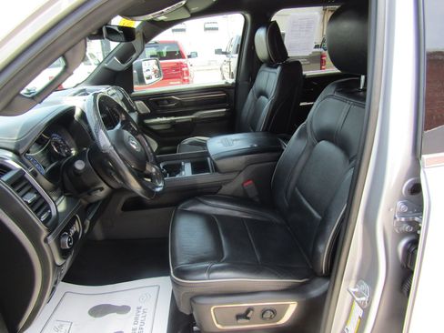 Used 2020 RAM 1500 Limited AWD/4WD image 16