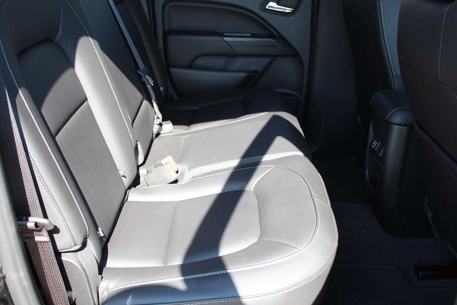 Used 2022 GMC Canyon Elevation w/ Elevation Premium Package AWD/4WD image 24