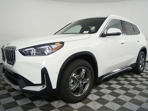 Used 2026 BMW X1 xDrive28i w/ Convenience Package image 7