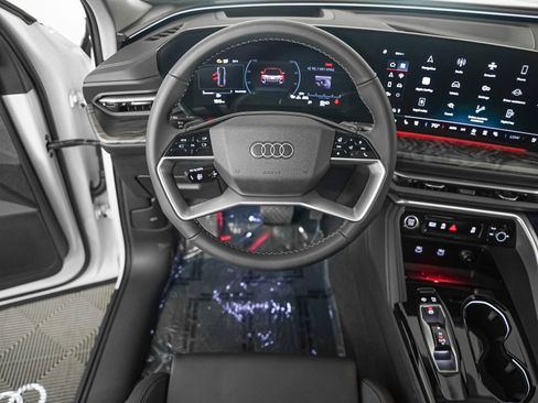 New 2025 Audi Q5 Premium Plus image 14