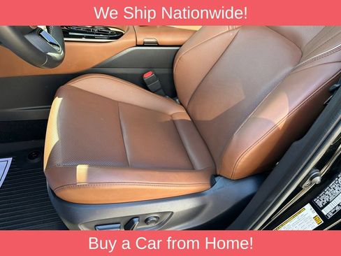 Used 2025 Toyota Crown Signia AWD/4WD image 9