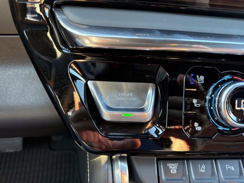 New 2026 GMC Sierra 2500 Denali Ultimate image 25