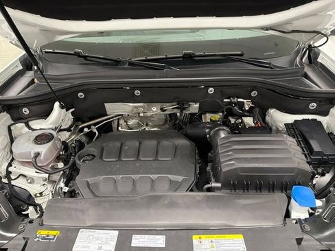 Used 2025 Volkswagen Atlas SE AWD/4WD image 30