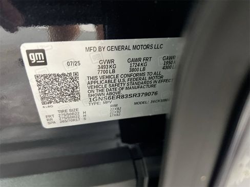 Used 2025 Chevrolet Suburban RST w/ Comfort Package image 29