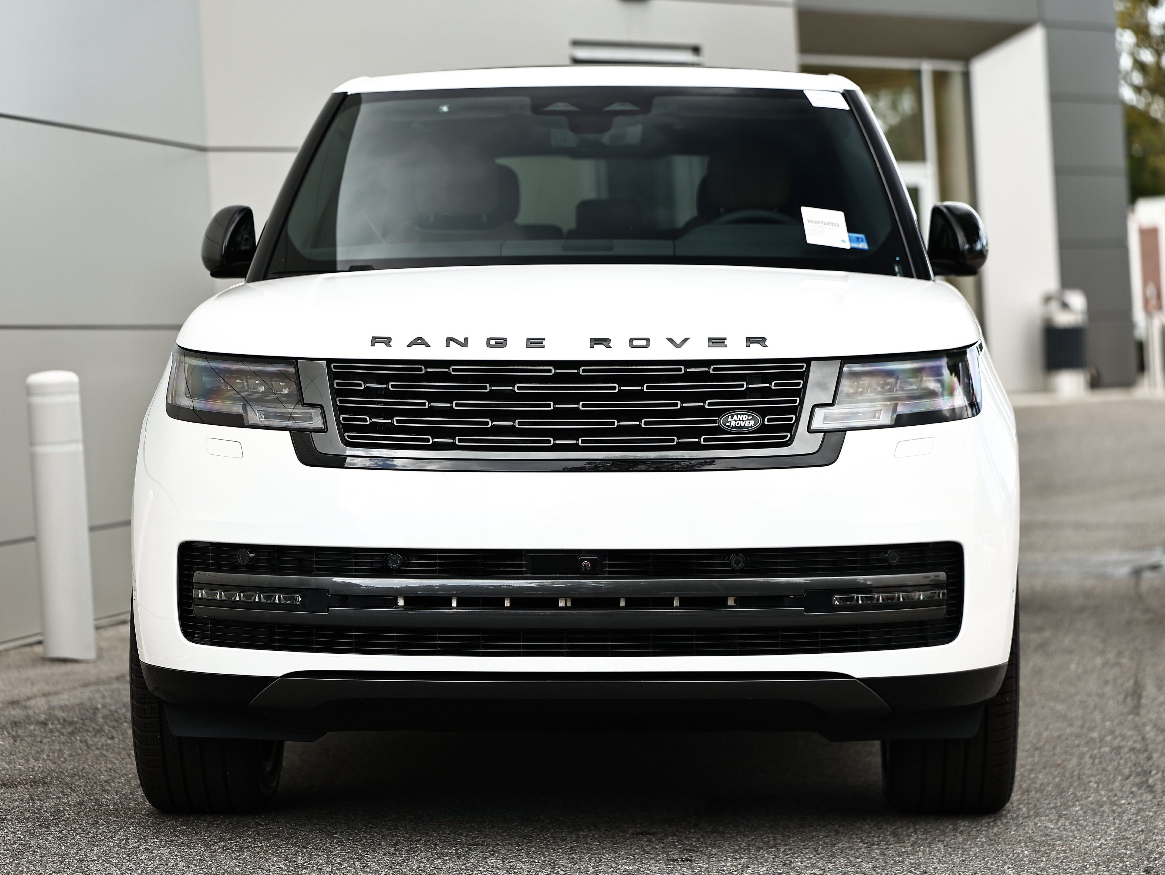 New 2026 Land Rover Range Rover SE AWD/4WD image 16