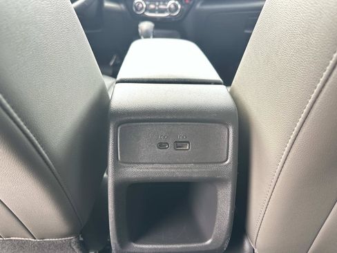 Certified 2025 Chevrolet Trax ACTIV w/ Sunroof Package FWD image 13